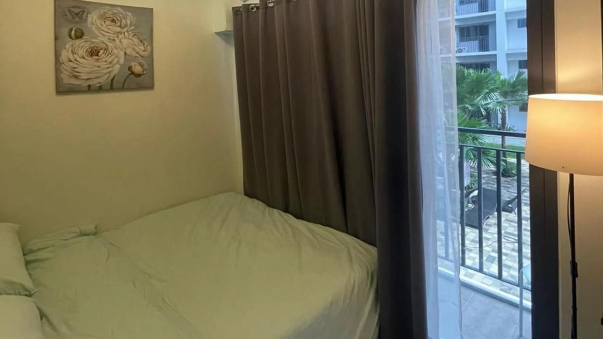 Moa Staycation At Shore 2 Manila